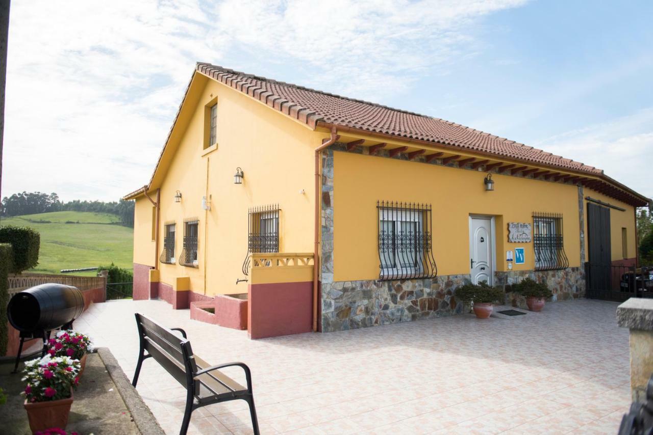 Maria La Carbayeda Pensionat Luanco Exteriör bild